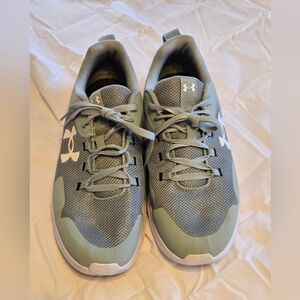 Under Armour Gray and White Athletic Shoes, Mens 12
